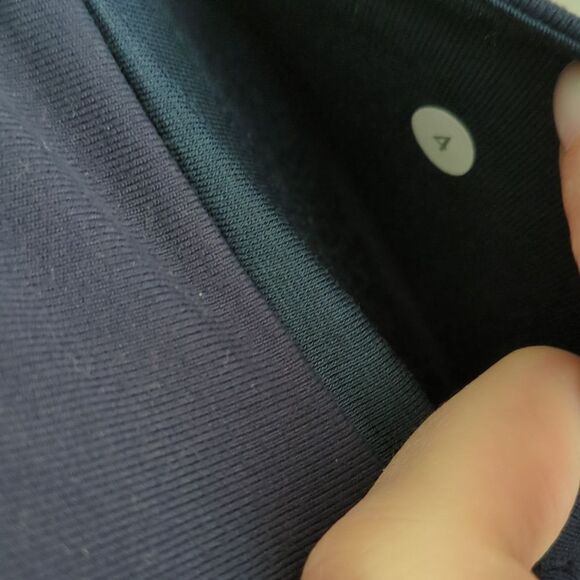 Lululemon mesh leggings - Picture 7 of 8